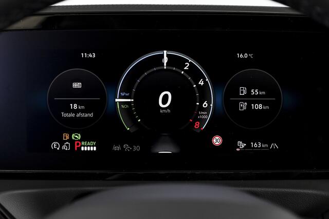 Volkswagen TIGUAN 1.5 eHybrid 204 PK Life | Elek. Trekhaak | Dig. Cockpit | Adapt. Cruise | Stoel-+stuurverw. | PDC | Camera | App. Connect | ECC | LM 18" | 8311