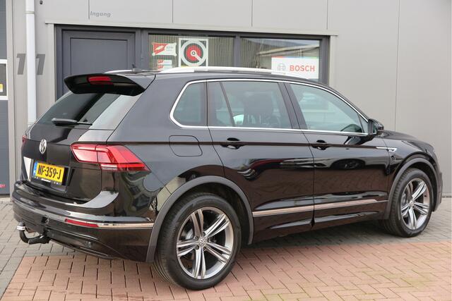 Volkswagen TIGUAN 1.4 TSI 92kw 125pk R-Line Connected Series, Trekhaak afneembaar , Lane assist, Cruise control , Carplay , Navi, PDC, Achteruitrijcamera , LMV. Parkeerassistent . etc