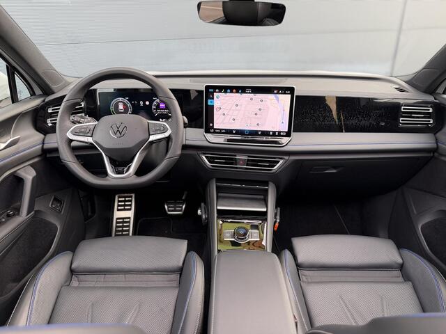 Volkswagen TIGUAN 1.5 eHybrid R-Line Edition 272PK | Panorama dak | Sfeerverlichting | Leder | Massage | 360° |