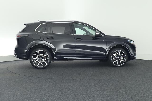 Volkswagen TIGUAN 1.5 204pk eHybrid R-Line Business Camera Keyless Stoelverwarming + Massage Virtual Cockpit Navigatie