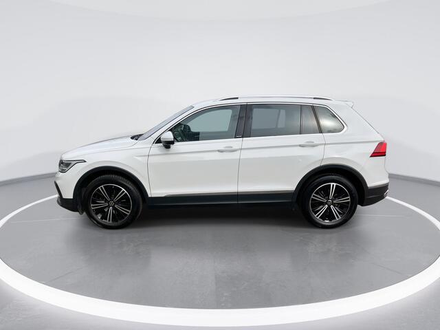 Volkswagen TIGUAN 1.5TSI/150PK Life Business DSG · Navigatie · Apple/Android Car Play · Trekhaak · Camera + Parkeersensoren · Stoelverwarming · 18'' velgen ·