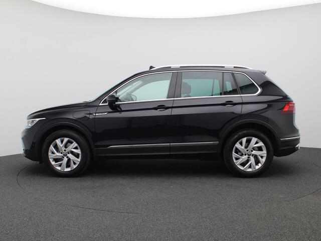Volkswagen TIGUAN 1.4 TSI eHybrid Elegance 245PK DSG Pano-Schuifdak, Leder, Memorystoel, Matrix-LED Verlichting, Navi, 360gr. Camera, 18" LM Velgen