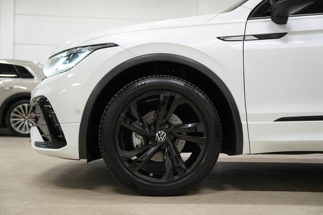 Volkswagen TIGUAN 1.5 TSI R-Line * Virtual - HUD - Black Style - Camera - Keyless - IQ Light - Blind Spot *