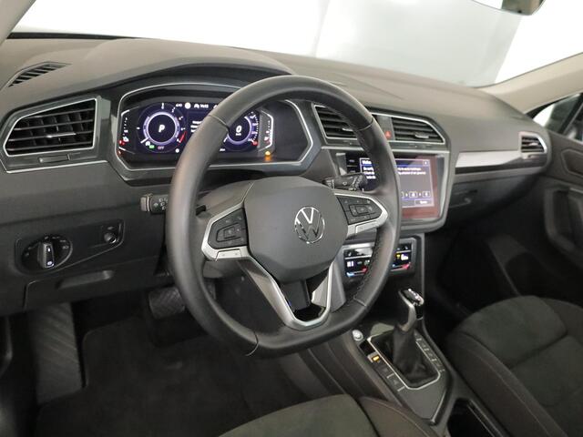 Volkswagen TIGUAN 1.4 TSI eHybrid Elegance 245 PK DSG PHEV | Panorama dak | Trekhaak inklapbaar | 36+0 graden camera | Stoelverwarming | Head up display