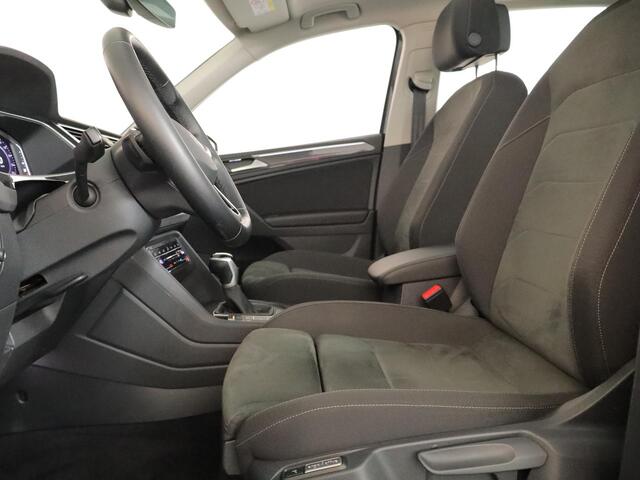 Volkswagen TIGUAN 1.4 TSI eHybrid Elegance 245 PK DSG PHEV | Panorama dak | Trekhaak inklapbaar | 36+0 graden camera | Stoelverwarming | Head up display