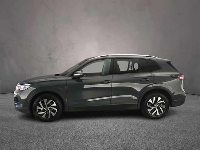 Volkswagen TIGUAN Life Edition 1.5 eTSI 130pk DSG Automaat Trekhaak, LED matrix koplampen, Adaptive cruise control, Navigatie, 360 camera, Achteruitrijcamera