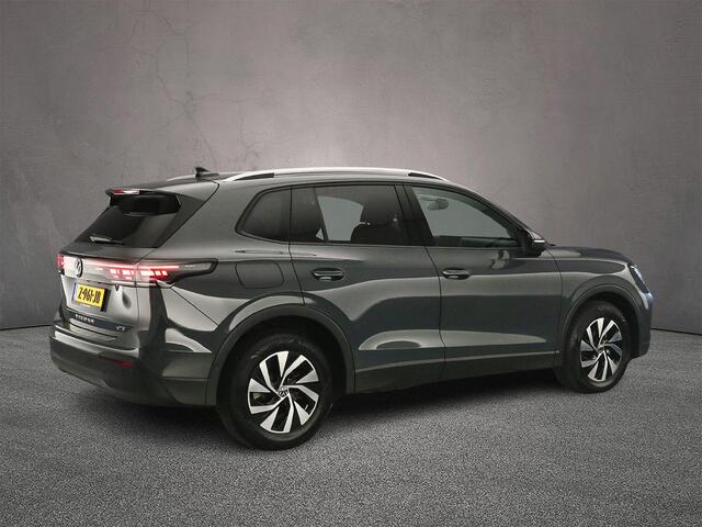 Volkswagen TIGUAN Life Edition 1.5 eTSI 130pk DSG Automaat Trekhaak, LED matrix koplampen, Adaptive cruise control, Navigatie, 360 camera, Achteruitrijcamera