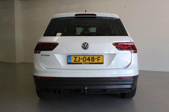 Volkswagen TIGUAN 1.5 TSI Comfortline Business | PANO-DAK | ACC | AFN-TRHAAK | CARPLAY | STOEL-VERW | DAB | 17'LMV | PDC |