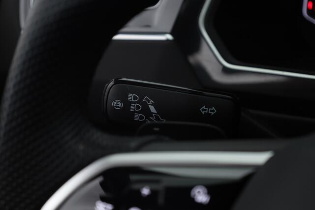 Volkswagen TIGUAN 1.4 TSI eHybrid R-Line Business+ | S/K-dak | Elek. Trekhaak | Dig. Cockpit | Adapt. Cruise | 360*+PDC | Stuur-stoelverw. | IQ-Light | NAV+App. Connect | Elek. Klep V