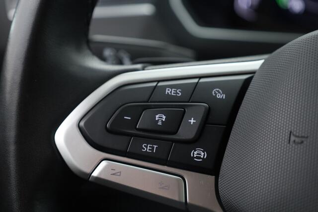 Volkswagen TIGUAN 1.5 TSI Urban Sport DSG | Elek. Trekhaak | Digi. Cockpit | Adapt. Cruise | Stoel- Stuurverw. | Camera