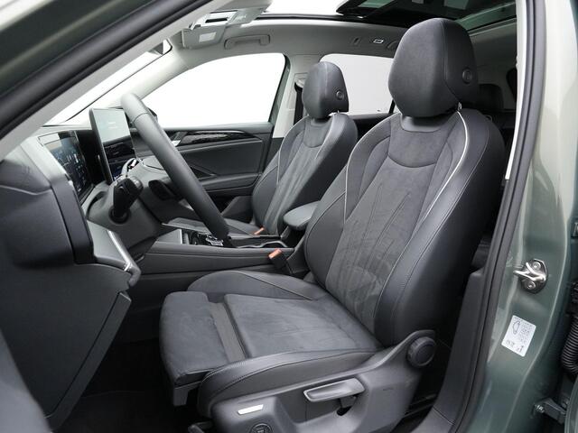 Volkswagen TIGUAN 1.5 eHybrid 204 pk Life Edition | Panoramadak | Trekhaak | Head-up Display | Adaptief onderstel | Harman/Kardon | 360 camera | IQ Light