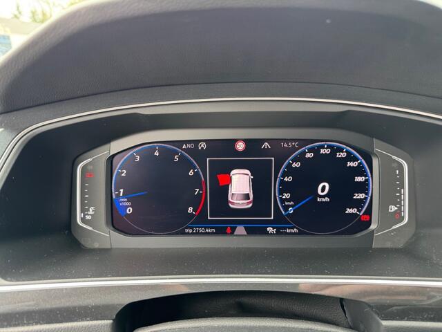 Volkswagen TIGUAN 1.5 TSI ACT R-Line 131PK Navi, Climatcntrl, Cruisecntrl, PDC, Trekhk, TOPSTAAT