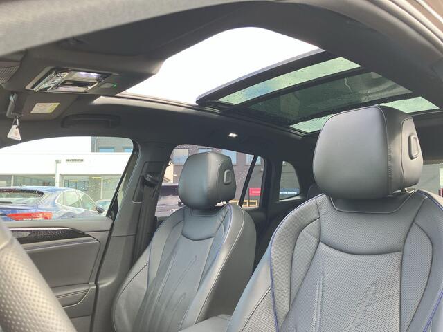 Volkswagen TIGUAN 1.5eHybrid 200kW/272PK R-Line Black Style · Panoramadak · Leder · Harman Kardon · 360°Camera · Trekhaak · Garantie t/m 18-06-2030 of 100000km