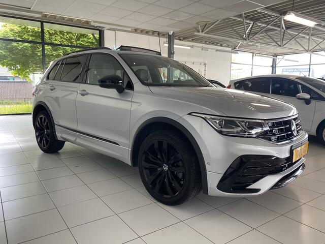 Volkswagen TIGUAN 1.4 TSI eHybrid R-Line Business+Black style Panoramadak / /Carplay/ Leer/ Headup
