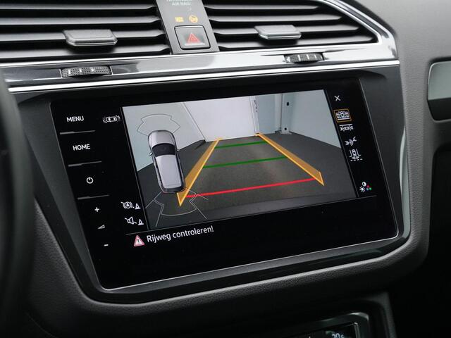 Volkswagen TIGUAN 1.4 TSI 150 pk DSG ACT Highline | Trekhaak | Discover Pro | Achteruitrijcamera | Adaptive Cruise | Stoelverwarming