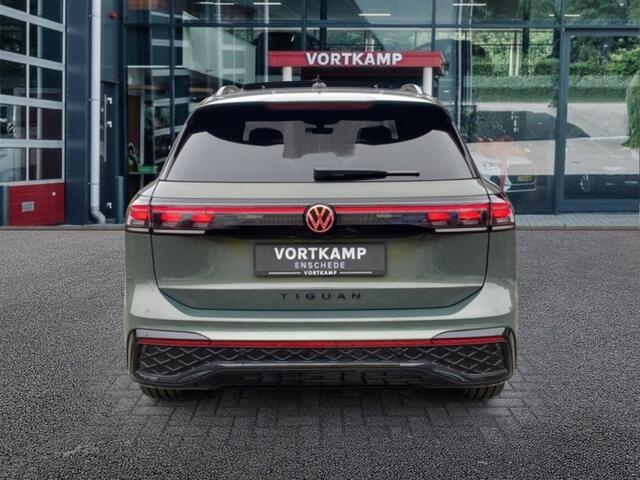 Volkswagen TIGUAN 1.5 eTSI R-LINE TREKHAAK/LEDER/PANO-DAK/CAMERA/ELEK-KLEP/ACC/HUD/MEM/STOELVERW