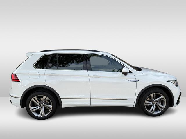 Volkswagen TIGUAN 1.4 TSI eHybrid R-Line Business+ | wegklapbare trekhaak | 19 inch velgen | applecarplay/android auto | automaat