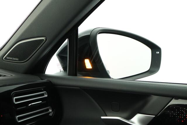 Volkswagen TIGUAN 1.5 eTSI 150pk R-Line Black Style Trekhaak 360Camera Head-Up Leder Memory h/k Stoelverwarming Panoramadak