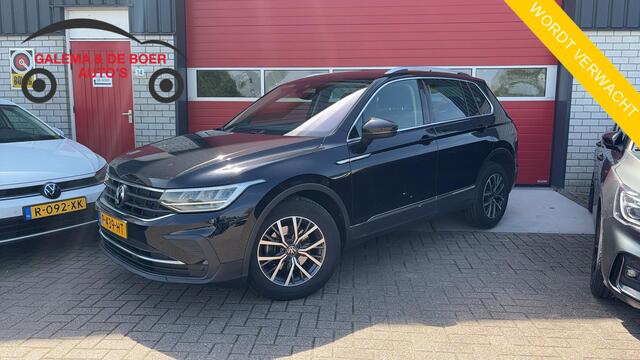 Volkswagen TIGUAN 1.5 TSI Life Business FULL LED / CAMERA / STOELVERW / STUURVERW / CARPLAY / CLIMA / DAB+ / ACC / NL-AUTO