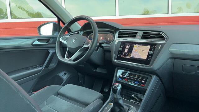 Volkswagen TIGUAN 1.5 TSI Life Business FULL LED / CAMERA / STOELVERW / STUURVERW / CARPLAY / CLIMA / DAB+ / ACC / NL-AUTO