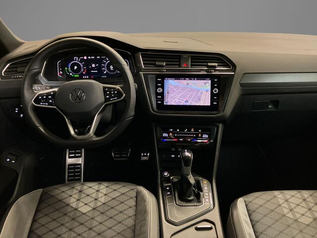 Volkswagen TIGUAN 1.4TSIeHybrid 180kW/245PK R-Line DSG · Panoramadak · Trekhaak · 360°Camera + Parkeersensoren · Garantie t/m 19-06-2026 of 60000km.