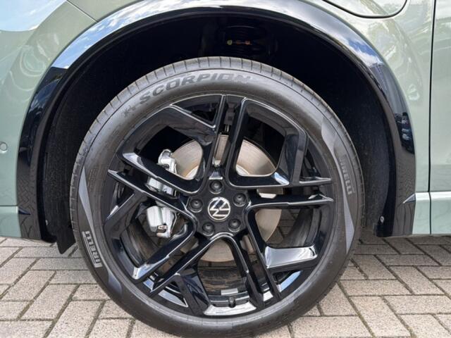 Volkswagen TIGUAN 1.5 TSI eHYBRID R-LINE 272PK TREKHAAK/PANO-DAK/ELEK-KLEP/HUD/ACC/STOEL+STUURVERW
