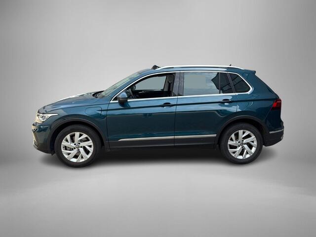 Volkswagen TIGUAN 1.4 TSI 245pk eHybrid Elegance · Panoramadak · Camera · Apple/Android Car Play · Navigatie · Dodehoeksensor ·
