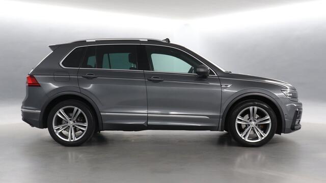Volkswagen TIGUAN 1.5 TSI 150pkAutomaat Highline Business R / Panoramadak / Camera / Full-LED / 19"Lm 340