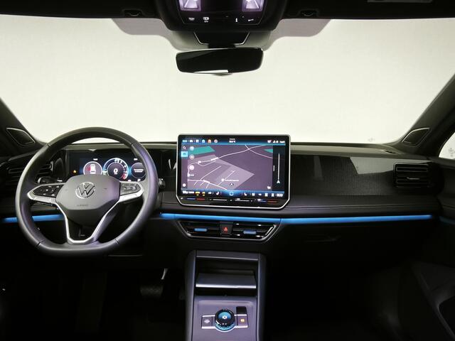 Volkswagen TIGUAN 1.5 eHybrid Life Edition | Trekhaak | 360° Camera | Harman / Kardon | Stoelverwarming |
