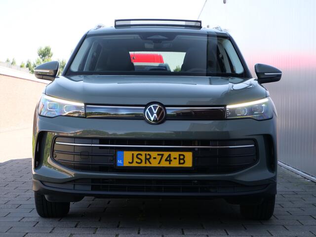Volkswagen TIGUAN 1.5 eTSI Life Edition Mild Hybrid 150 Pk Automaat Camera / DAB / Apple Carplay / Pano-dak