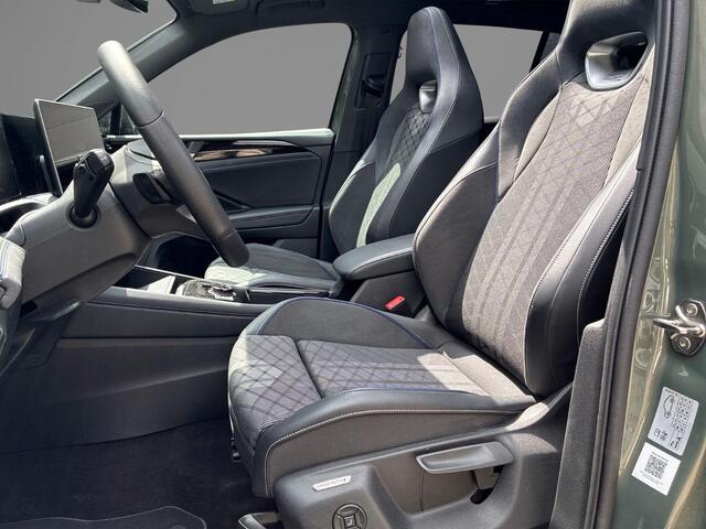 Volkswagen TIGUAN 1.5 eHybrid 272pk DSG R-Line Edition · Panoramadak · Inklap. Trekhaak · 360 Camera · Matrix LED · Massagefunctie · Keyless · Garantie t/m 18-08-2029 of 100.000km