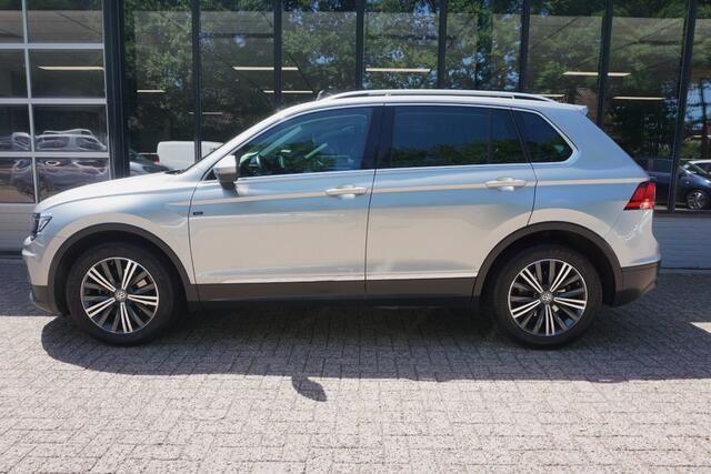 Volkswagen TIGUAN 1.5 TSI ACT Join Schuifkanteldak/Trekhaak!