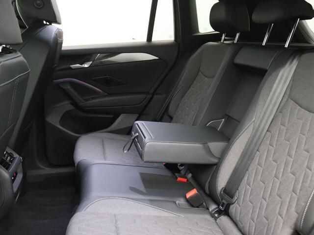 Volkswagen TIGUAN 1.5 eHybrid Life Edition 204PK DSG Panoramadak, Trekhaak, 360gr. Camera, Keyless, Elektr. Achterklep, 18" LM Velgen, Side Assist, Stoel-Stuurverwarming