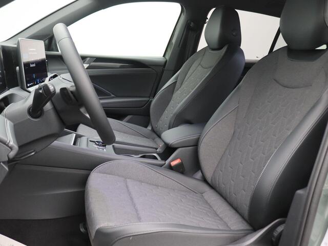 Volkswagen TIGUAN 1.5 eHybrid Life Edition 204PK DSG Trekhaak, 360gr. Camera, Keyless, Elektr. Achterklep, 18" LM Velgen, Side Assist, Stoel-Stuurverwarming, Zwarte hemelbekleding, Navi via Apple Carplay/Android auto