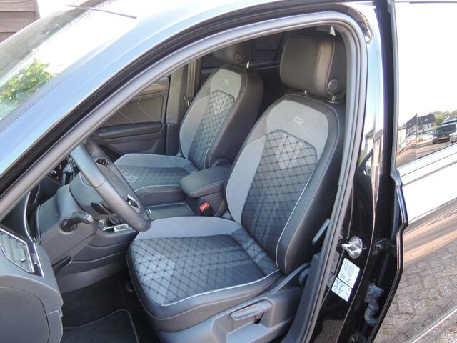 Volkswagen TIGUAN 1.4 TSI E-Hybrid R-Line Trekhaak/Panorama dak