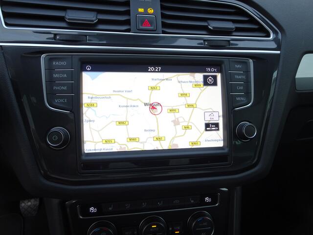 Volkswagen TIGUAN 1.4 TSI Comfortline Automatische airco, panorama dak, stoelverwarming, navigatie, led verlichting, massage stoel, navigatie, licht metalen velgen, enz.