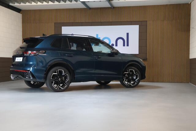 Volkswagen TIGUAN 1.5 eHybrid 272pk R-Line Black Style Pano/Leder/IQ.Light HD/360/Headup/HK/Keyless/ACC/DCC/Elek. stoelen/Dodehoek/20"/Trekhaak wegkl.