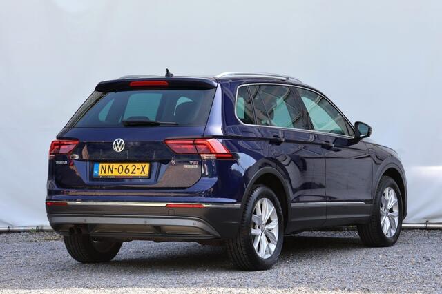 Volkswagen TIGUAN 1.4 TSI 4Motion Highline - 150 pk **Trekhaak / Led / ACC
