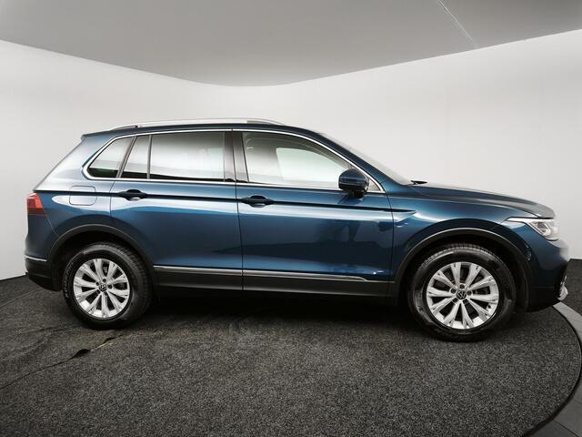 Volkswagen TIGUAN 1.4 TSI eHybrid Elegance | Virtual | Winter Pack | Navigatie | Camera | IQ Light |