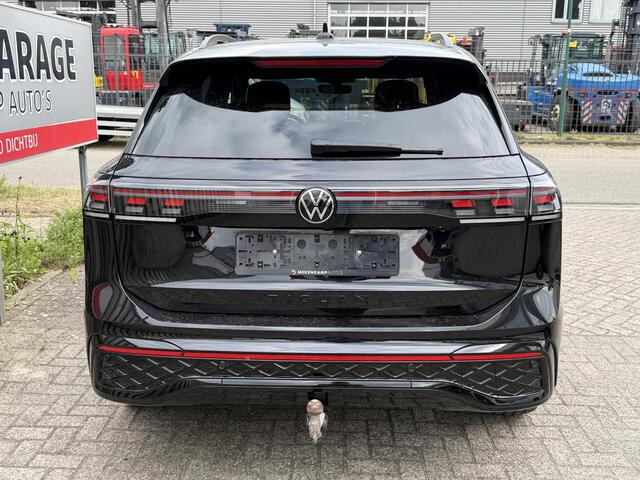 Volkswagen TIGUAN 1.5 eHybrid R-Line Black Style 272pk 20"/VOL Leder + memory/Trekhaak/Harman Kardon/Stuur + stoelverwarming + koeling/Matrix LED/Dodehoek/Head-up