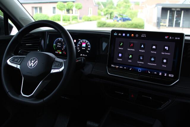 Volkswagen TIGUAN 1.5 eHybrid 204pk Life NIEUW | Camera | Adaptieve Cruise