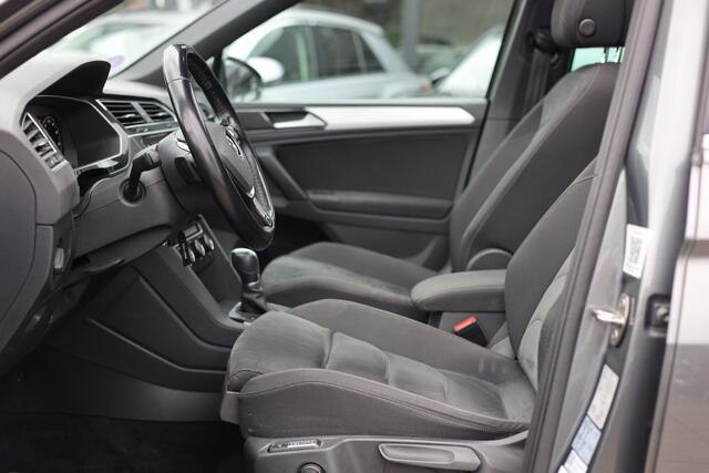 Volkswagen TIGUAN 1.4 TSI ACT R-LINE | AUT | PANO | ACC | CARPLAY