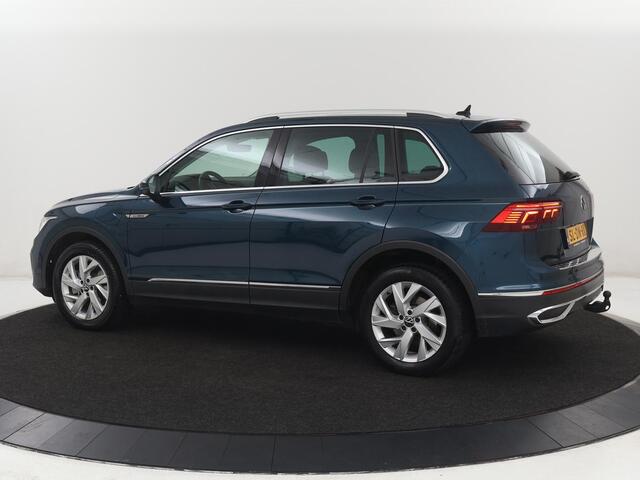 Volkswagen TIGUAN 1.4 TSI eHybrid Elegance Exclusive | SOH 88% | Panoramadak | Leder | Stoelverwarming | 360 Camera | Virtual Cockpit | Adaptive cruise | Carplay | Sfeerverlichting | Navigatie | Matrix LED | PHEV | Plug In