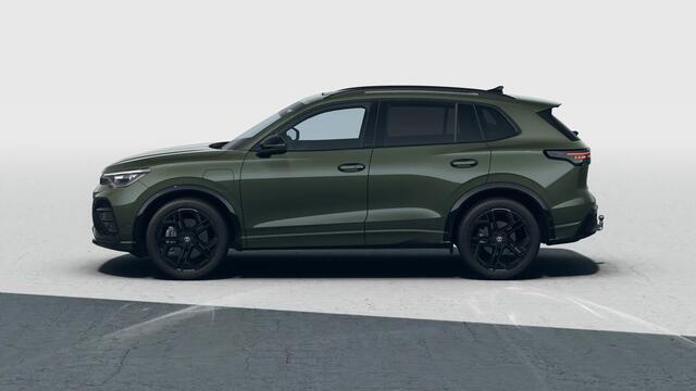Volkswagen TIGUAN 1.5 eHybrid 204 6DSG R-Line Edition | 'App-Connect' draadloze smartphone integratie | Automatische afstandsregeling (Adaptive Cruise Control) | Black Style Pakket