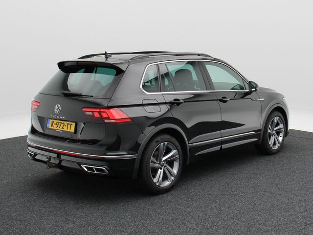 Volkswagen TIGUAN 1.5 TSI R-Line Business+ | Stoel/Stuurverwarming | Panorama dak | Adaptive Cruise | Trekhaak | Camera | IQ LED | CarPlay | 19 Inch | 72.960 Km !!