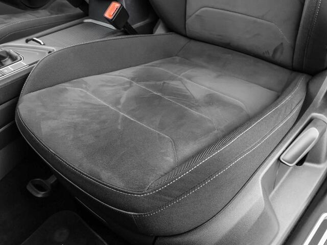 Volkswagen TIGUAN 1.4 TSI 245pk eHybrid Elegance · Panoramadak · Camera · P-Sensoren · Dodehoek Detectie · 19'' Inch ·