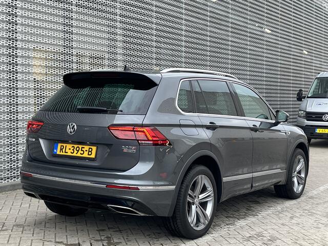 Volkswagen TIGUAN 2.0 TSI 4Motion 220pk Highline Business R / R-line Exterieur / Digitaal dashboard / Panoramadak / Navigatie / Camera / Parkeersensoren V+A / Zwenkbare trekhaak /