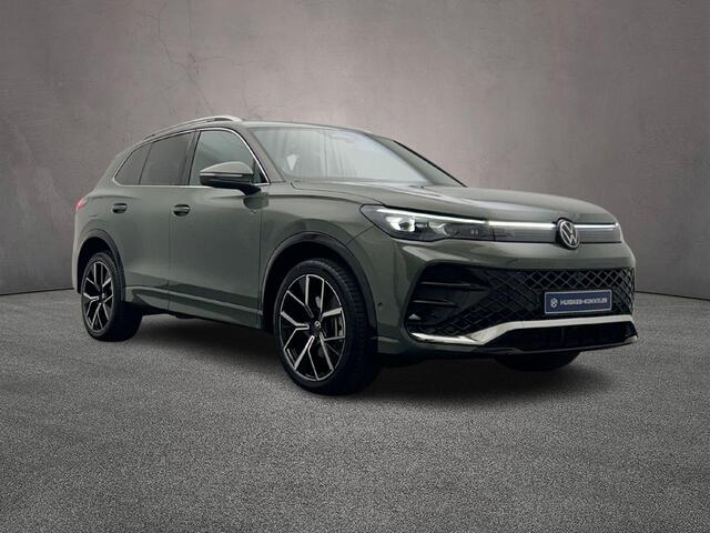 Volkswagen TIGUAN R-Line Business 1.5 TSI eHybrid 204pk DSG Automaat Trekhaak, Panoramadak, Adaptive cruise control, Navigatie, Harman Kardon audio