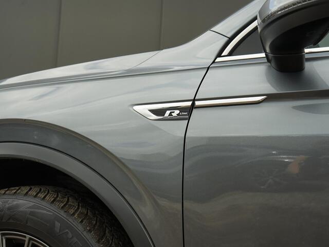 Volkswagen TIGUAN Allspace 2.0 TSI 4Motion Highline Business R 7p. Onderh. historie bekend / 7p / Virtual / LED / 4 Motion / Keyless / Smartphone Integratie / Automaat / Climate Control