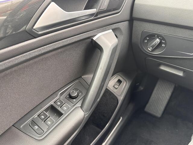 Volkswagen TIGUAN 1.5 TSI Elegance
